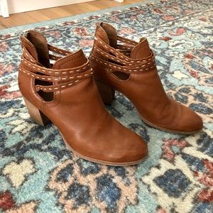 Frye Naomi Pickstitch Ankle Bootie